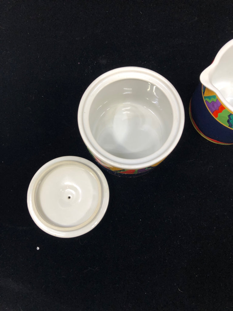 2PC VIBRATO CREAM & SUGAR SET.