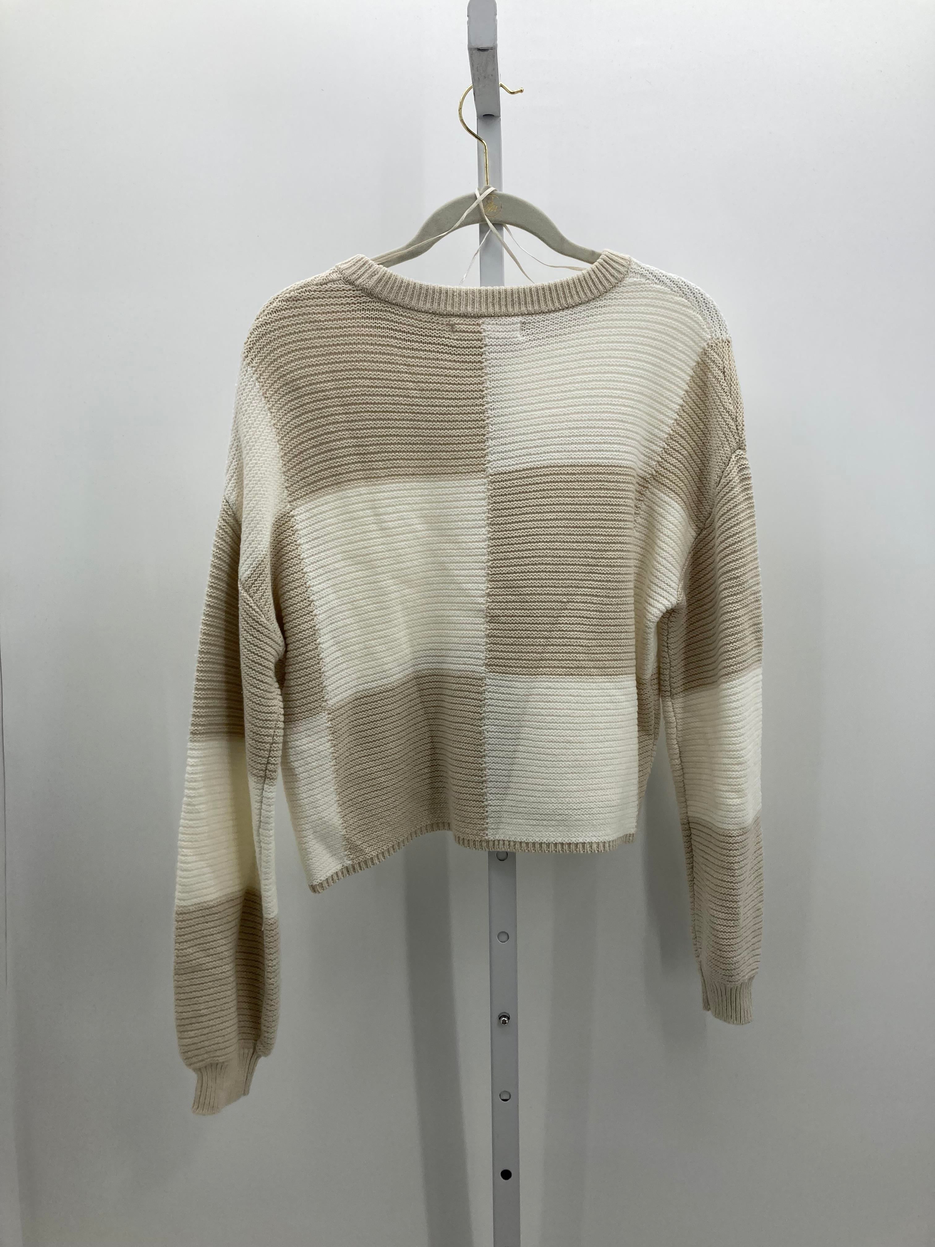 Size Small Juniors Long Sleeve Sweater