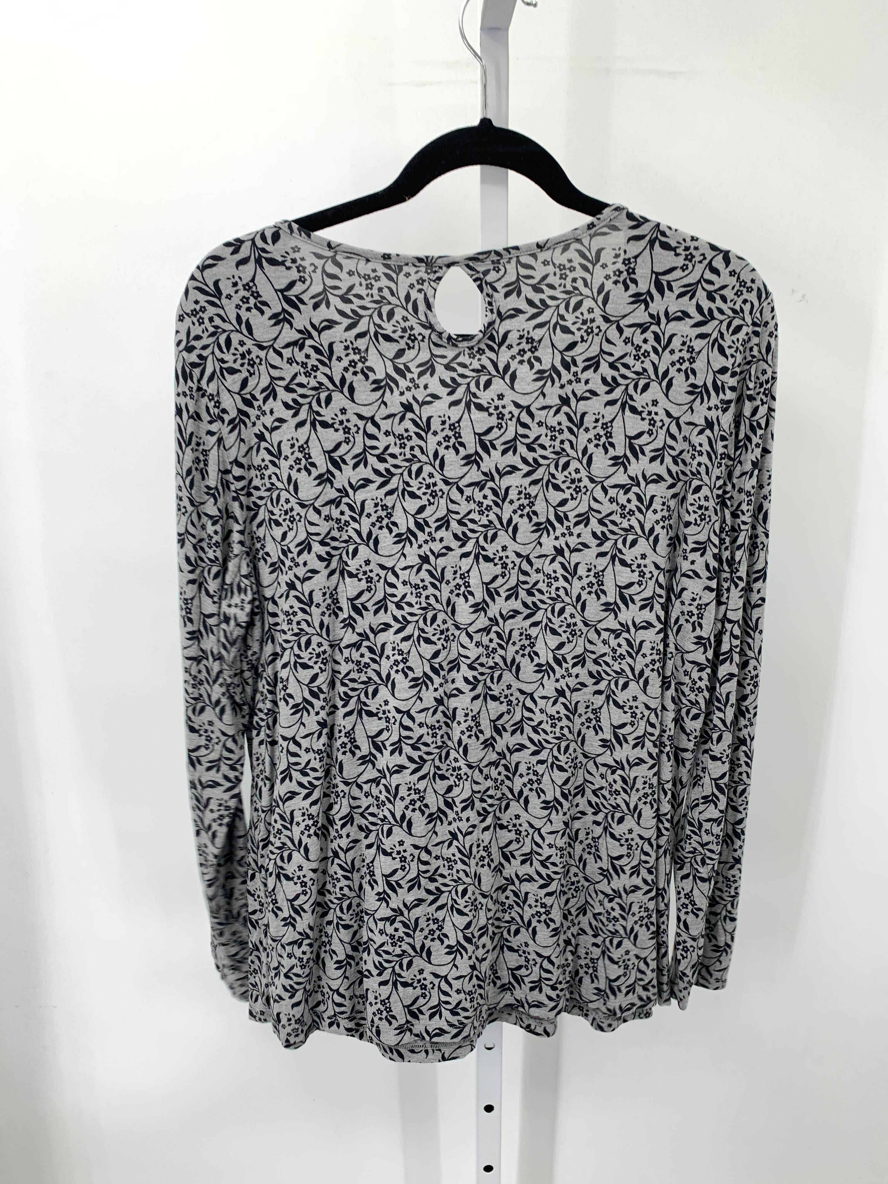 North Style Size Medium Misses Long Sleeve Shirt
