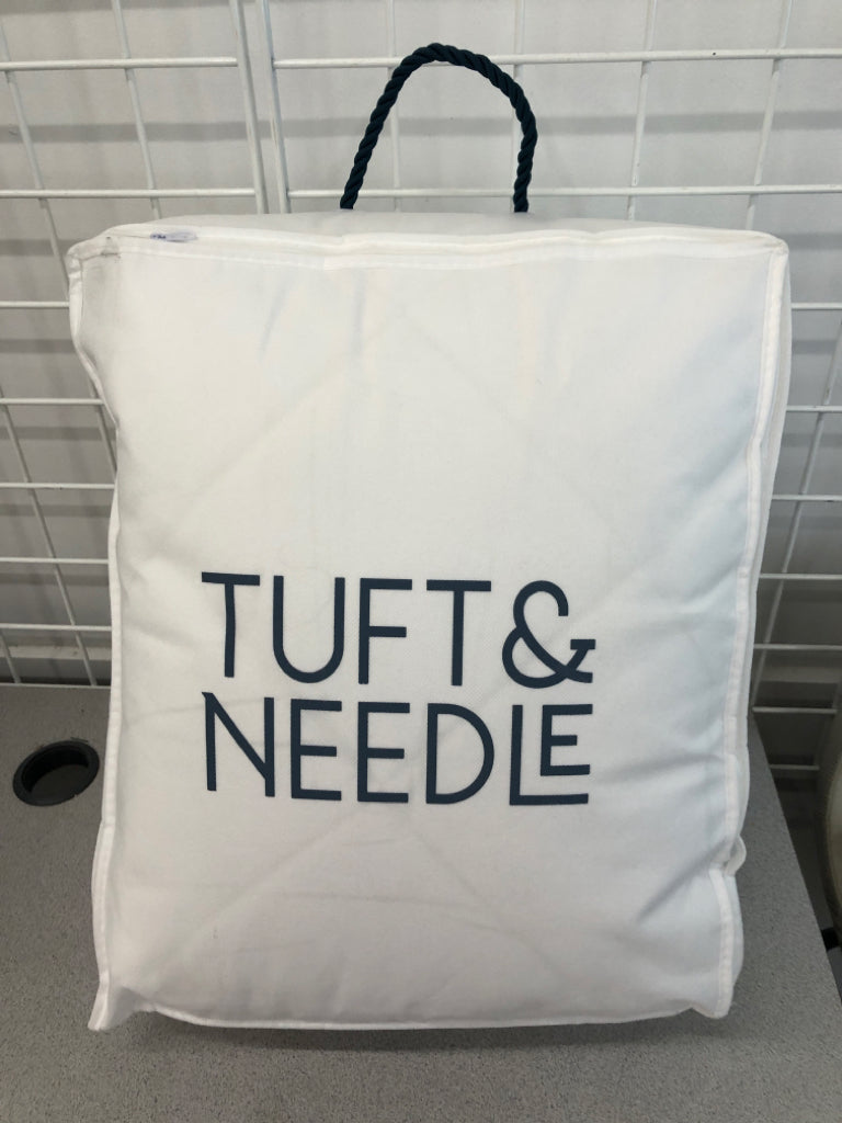 NIB WATERPROOF MATTRESS PAD FULL.