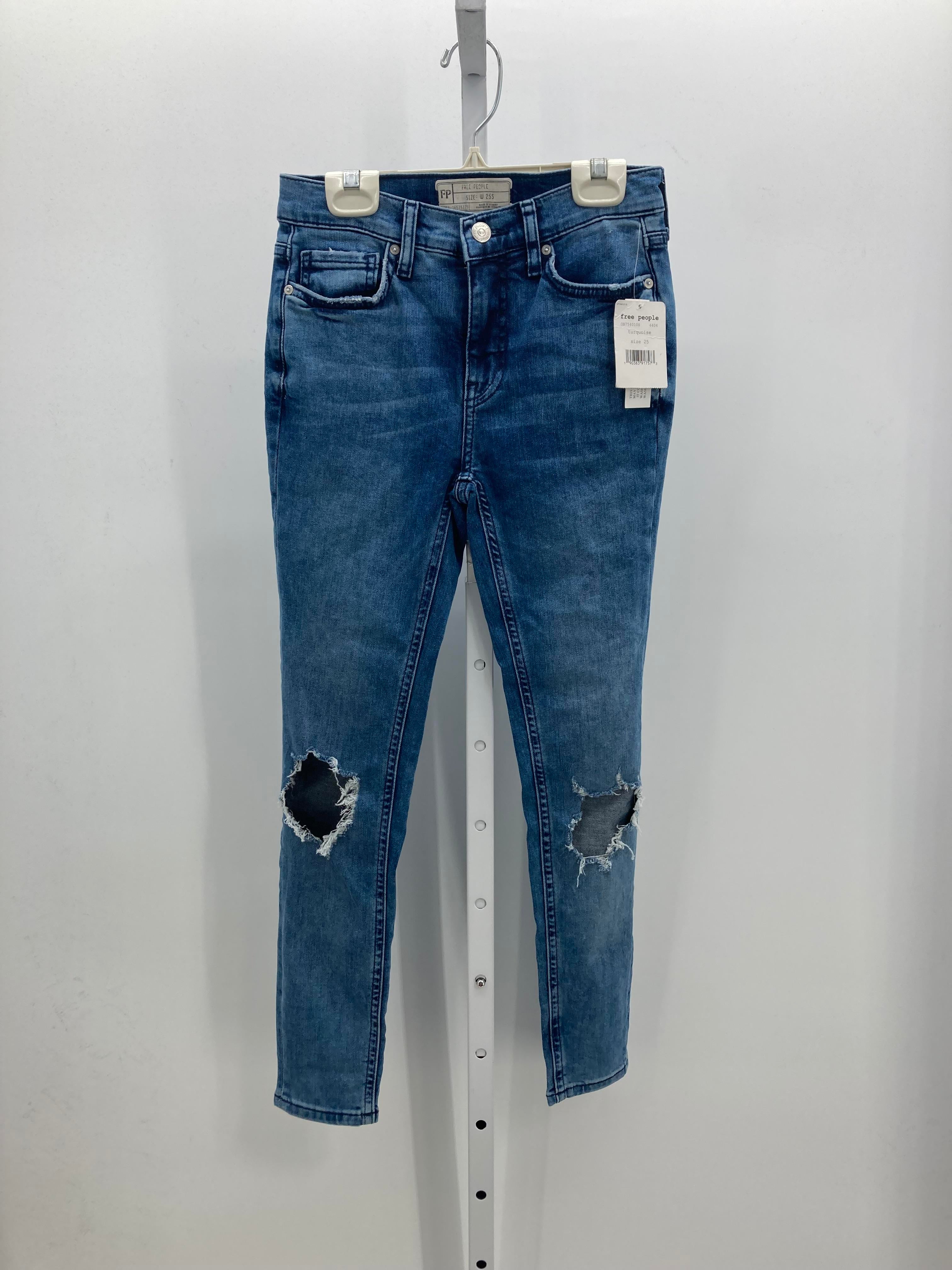 Free People Size 0 Short Misses Jeans