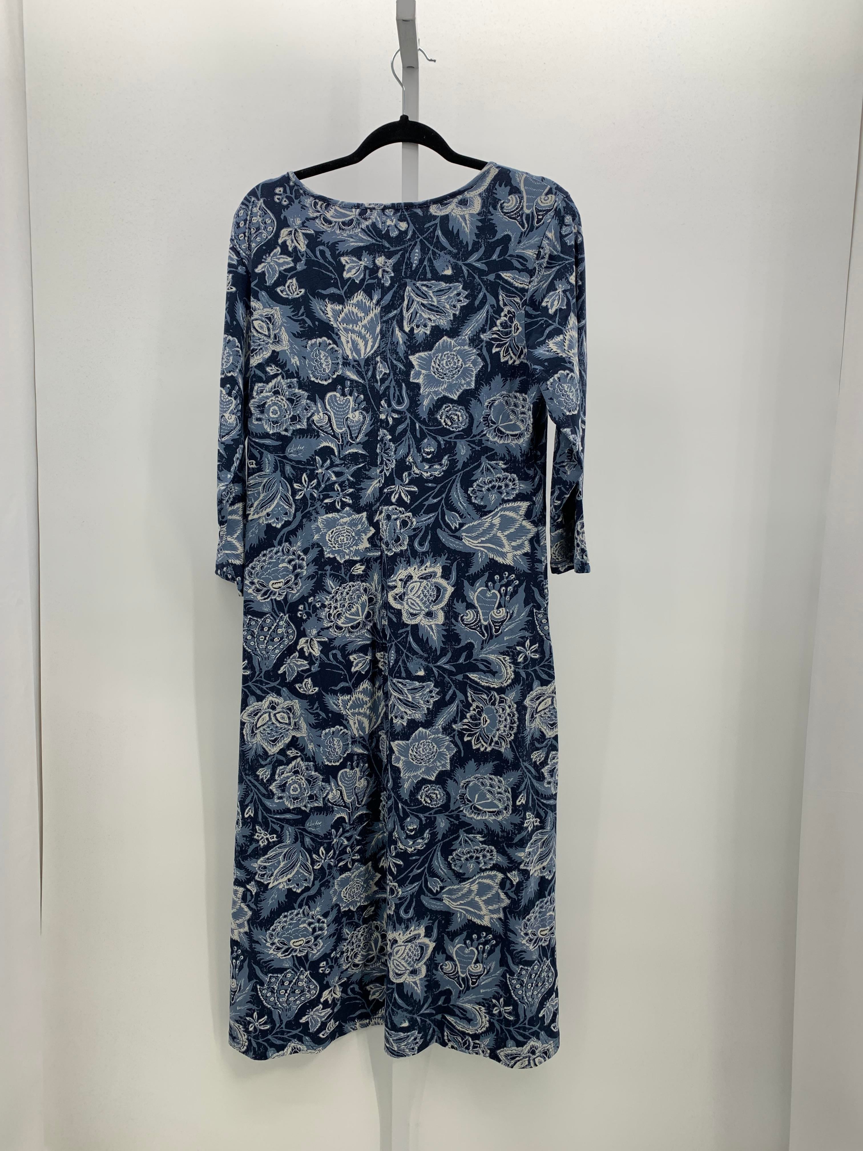 Size Large Misses 3/4 Sleeve Dress
