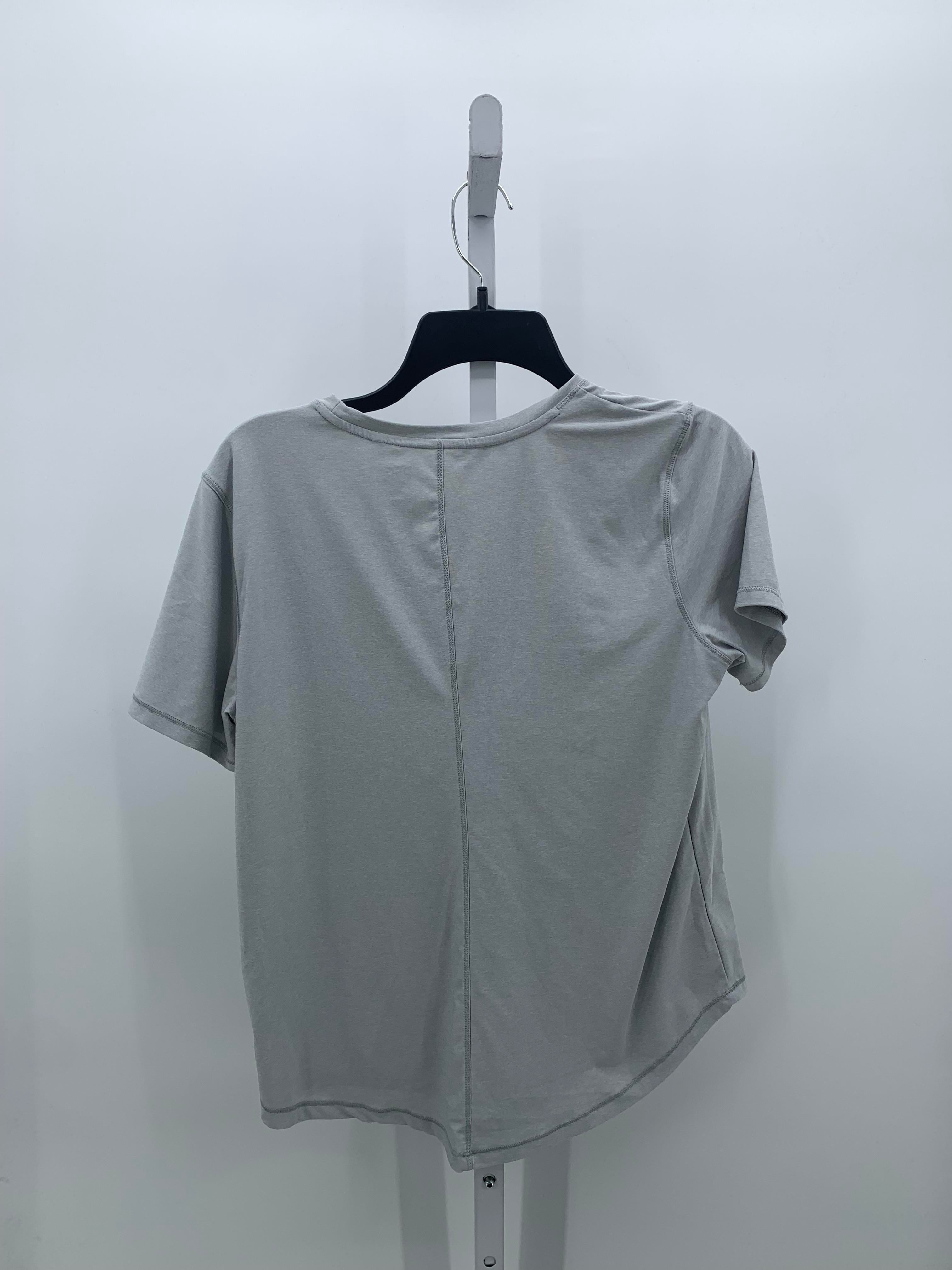 DSG Size Medium Misses Short Sleeve Shirt