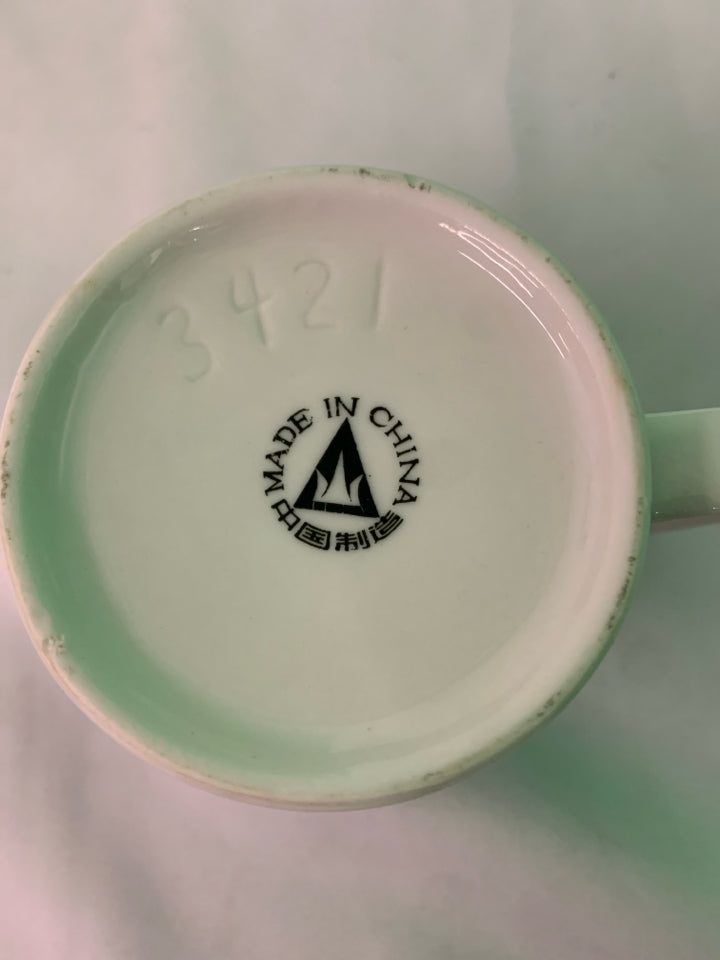 WHITE STRAWBERRY MUG.