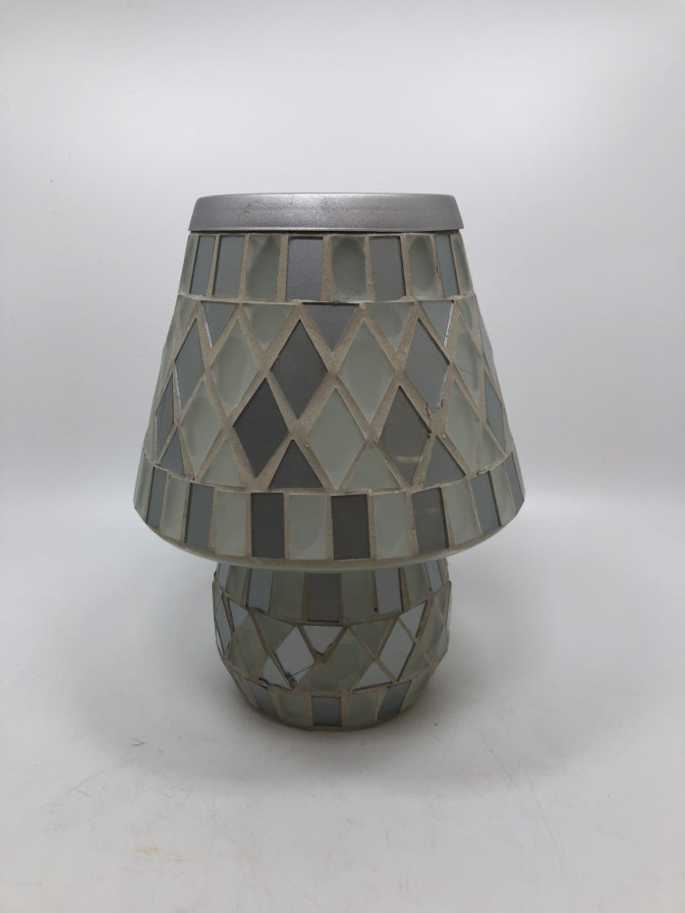 MOSAIC BATTERY LIGHT UP LAMP.