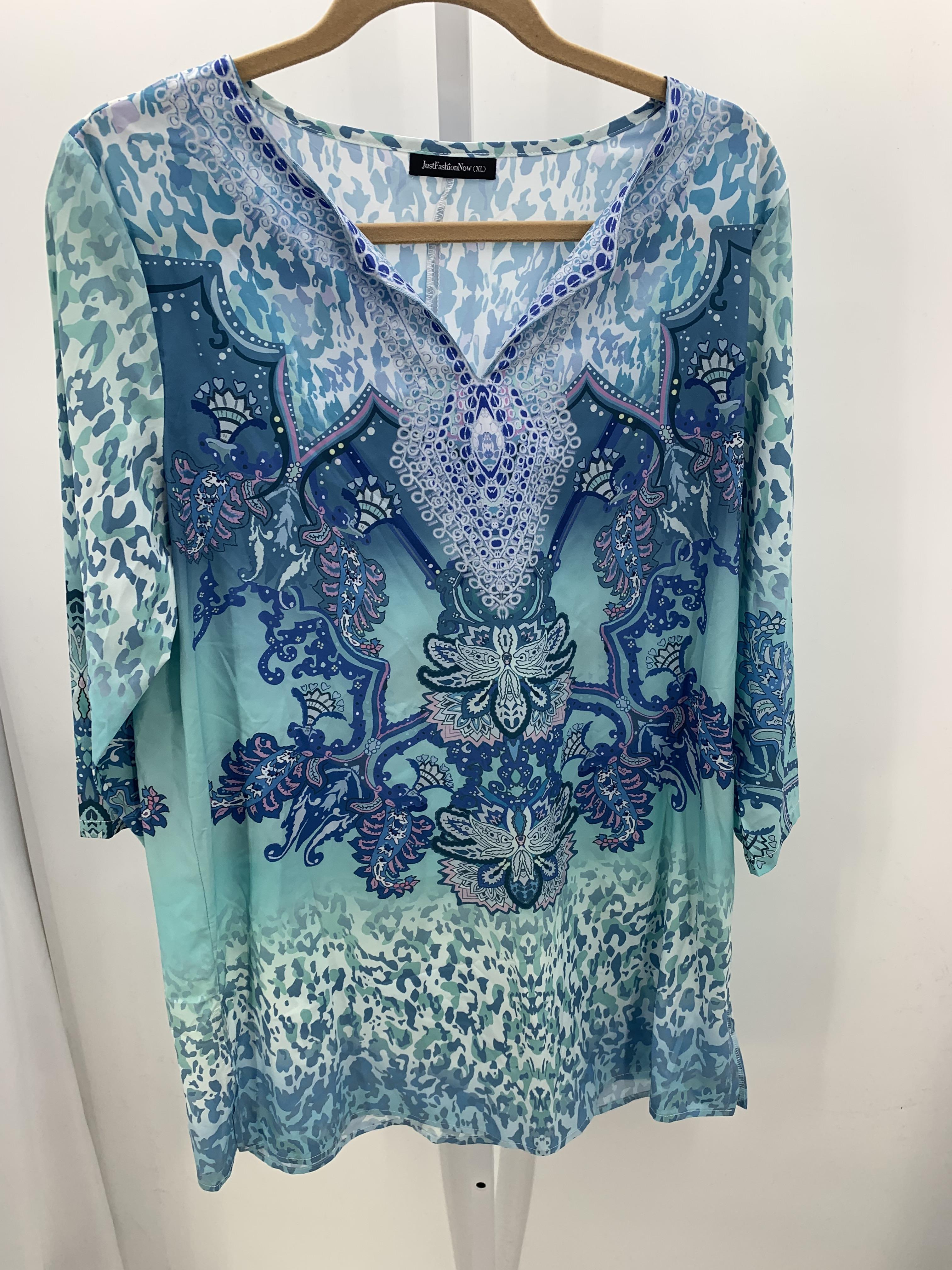 Size Extra Large Misses 3/4 Sleeve Shirt