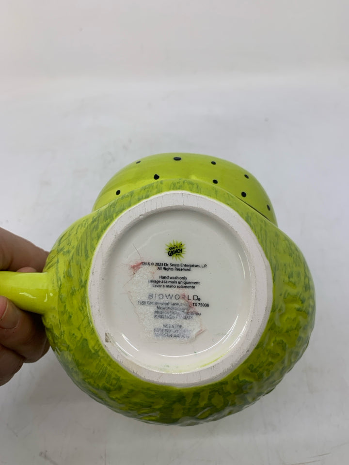 CERAMIC GRINCH FACE MUG.
