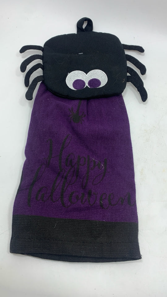 3PC BAT, PUMPKIN, SPIDER KITCHEN TOWELS.