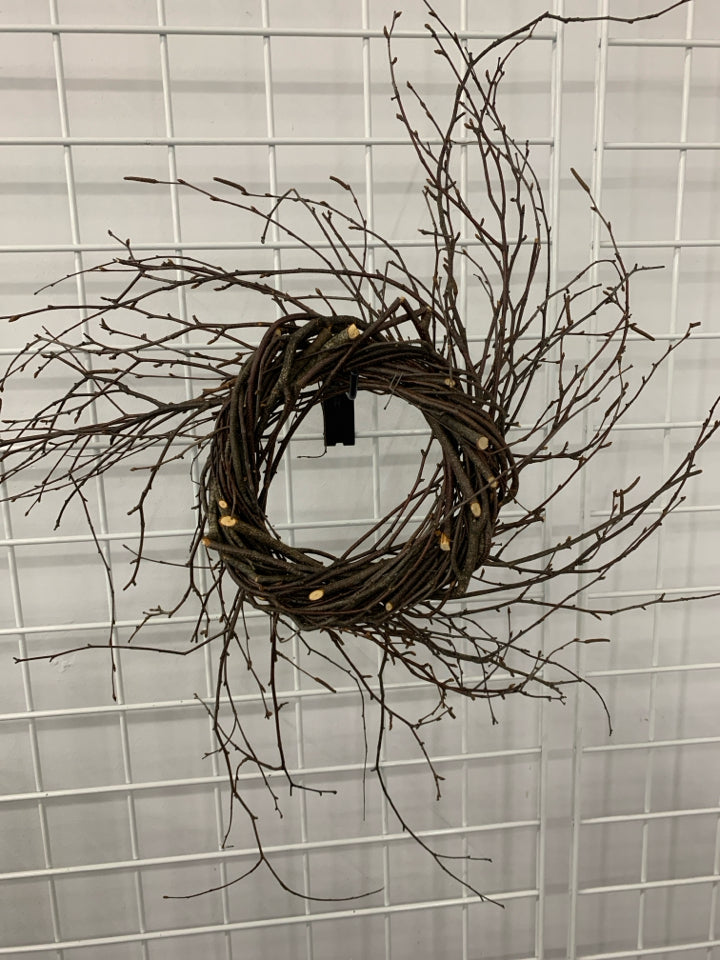 TWIG WREATH.