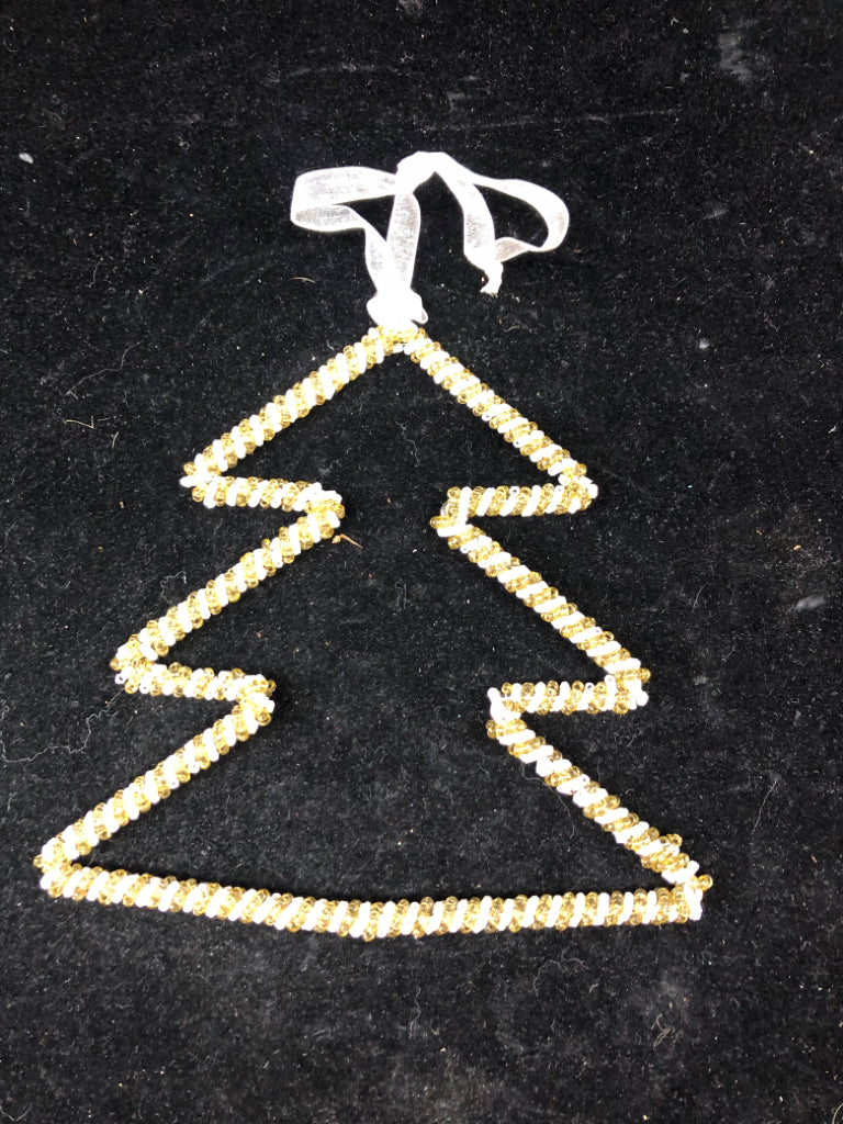 GOLD/WHITE BEADED TREE ORNAMENT.