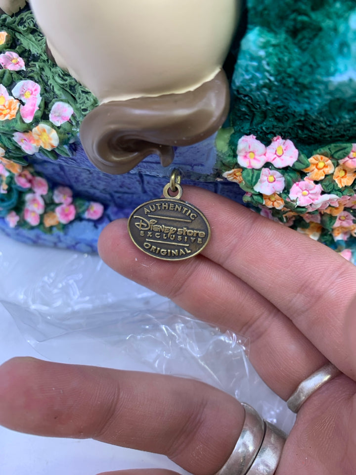 CINDERELLA'S MAGIC GOWN WATERGLOBE- IN BOX.