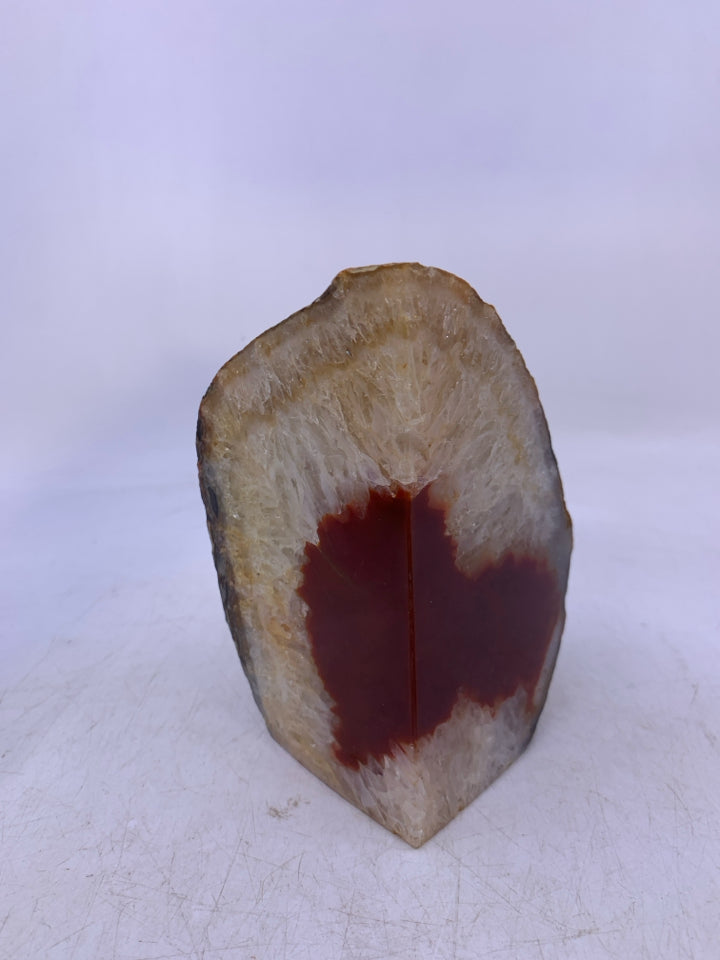 HEAVY ROCK/CRYSTAL W/ ORANGE CENTER.