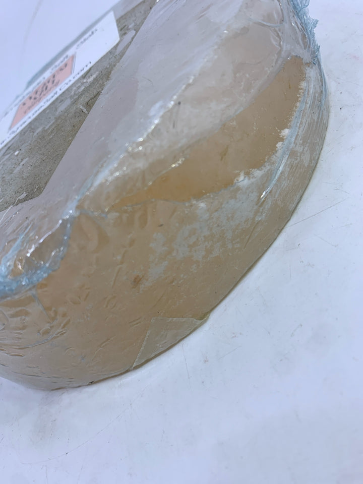 NIP HIMALAYAN ROUND SALT SLAB.