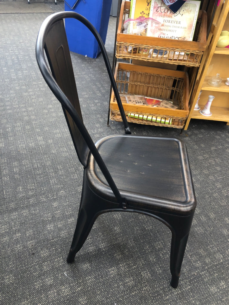 2-BLACK AND COPPER METAL CHAIRS.