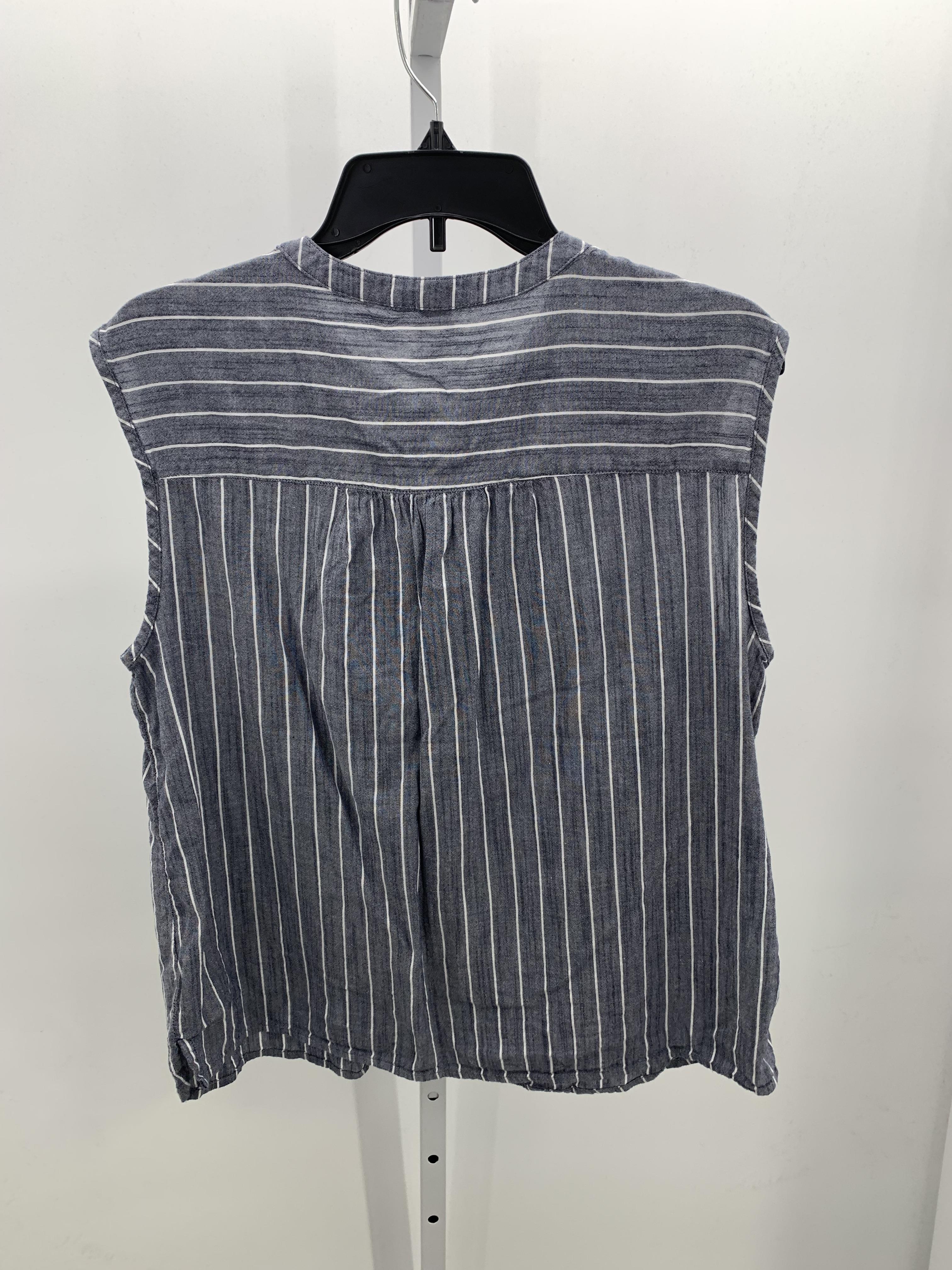 Old Navy Size Large Misses Sleeveless Shirt