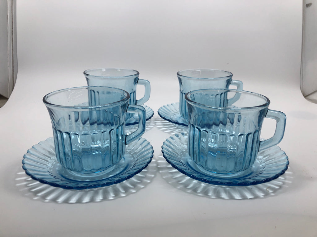20PC LIGHT BLUE GLASS RIBBED DINNER SET SRVC FOR 4.