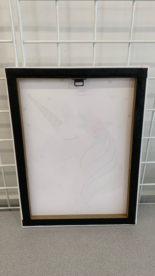 UNICORN W/GOLD ACCENT CANVAS WALL HANGING.