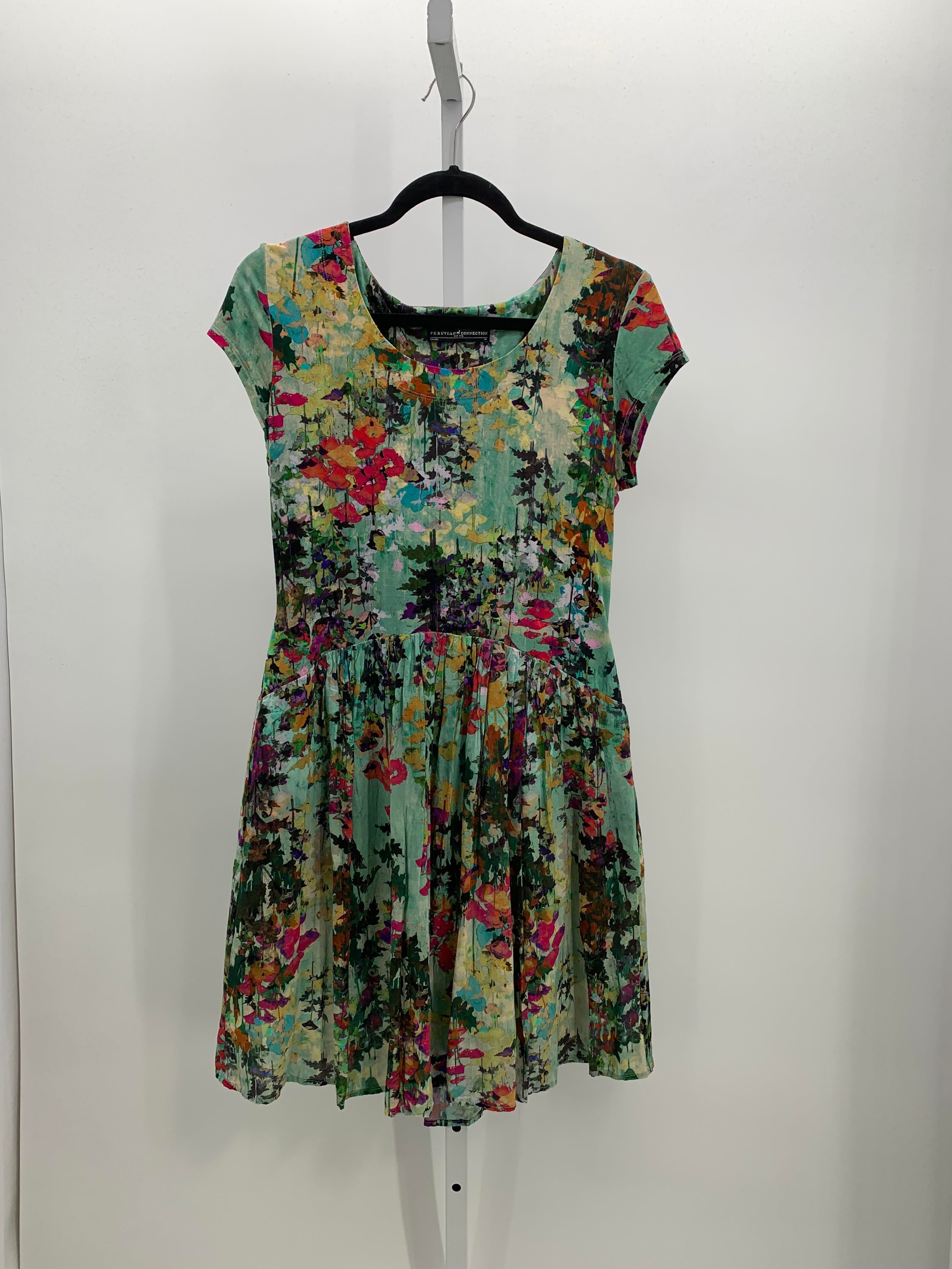 Size Medium Misses Short Sleeve Dress