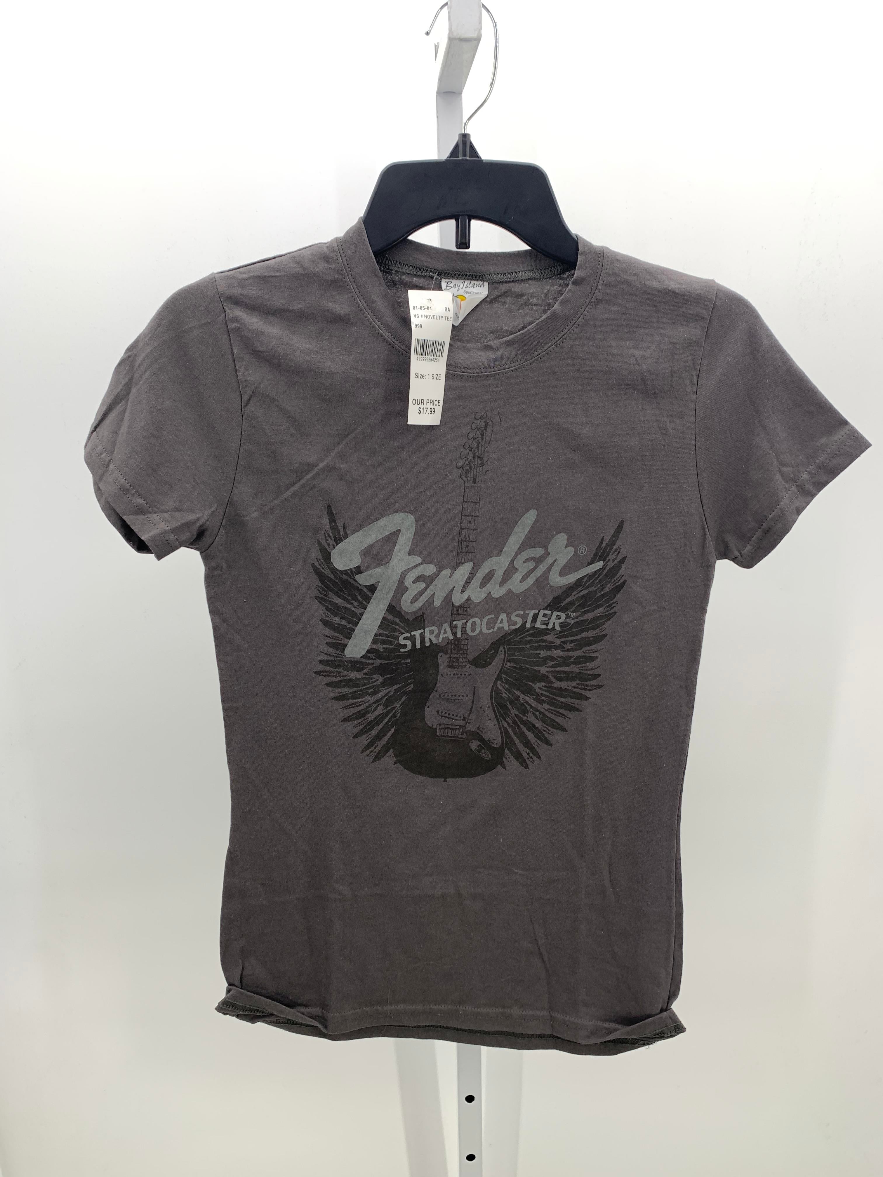 Size Medium Juniors Short Sleeve Shirt
