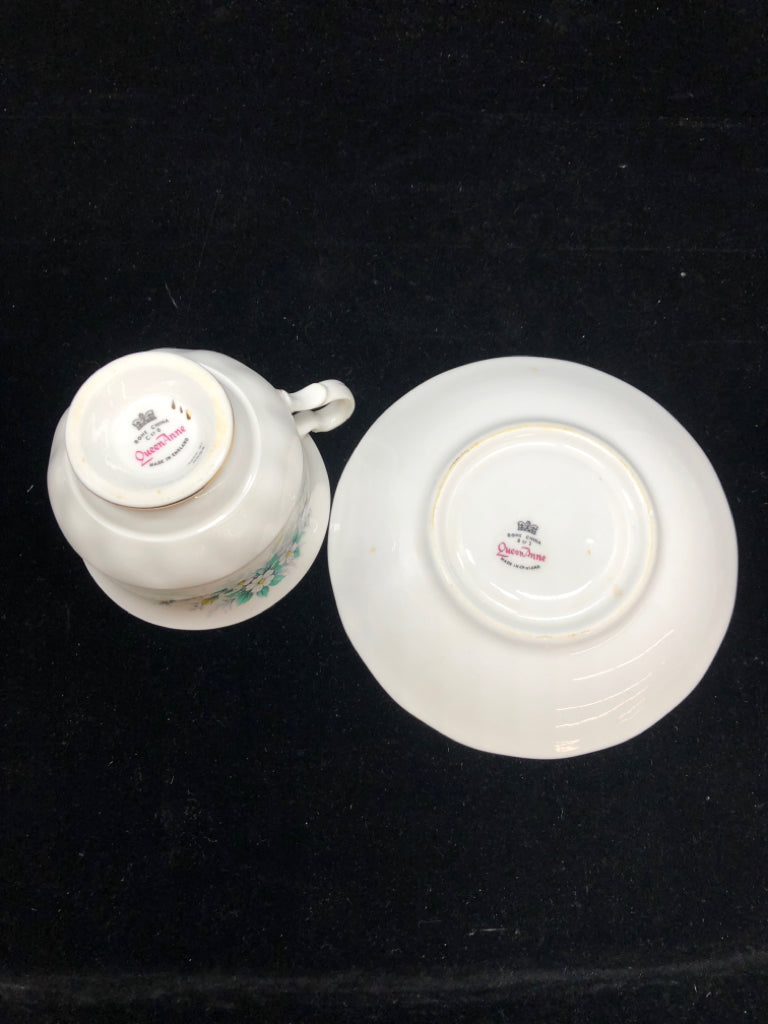 WHITE BOUQUET TEACUP & SAUCER - QUEEN ANNE.
