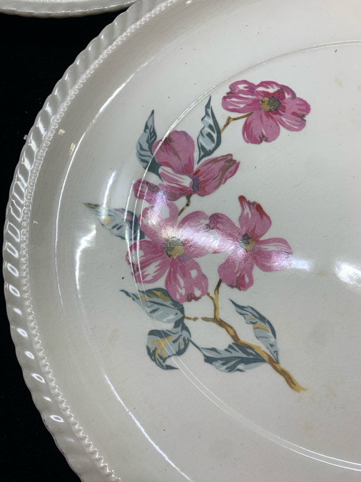 3PC CREAM W/PINK FLOWERS SERVING SET.