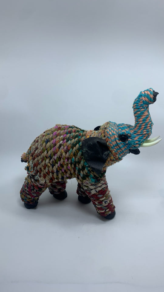 RECYCLED YARN ELEPHANT.