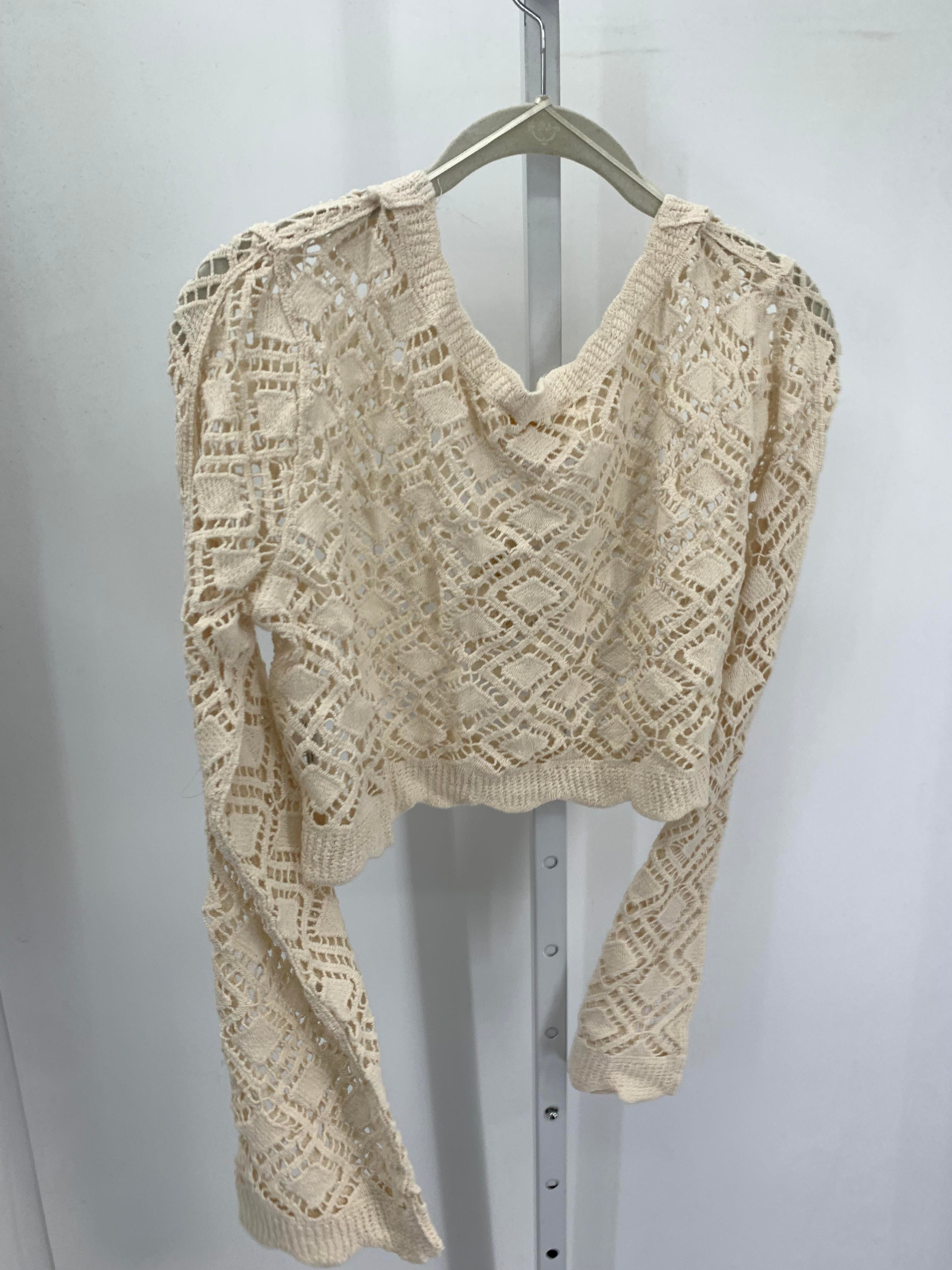 Size Large Juniors Long Sleeve Sweater