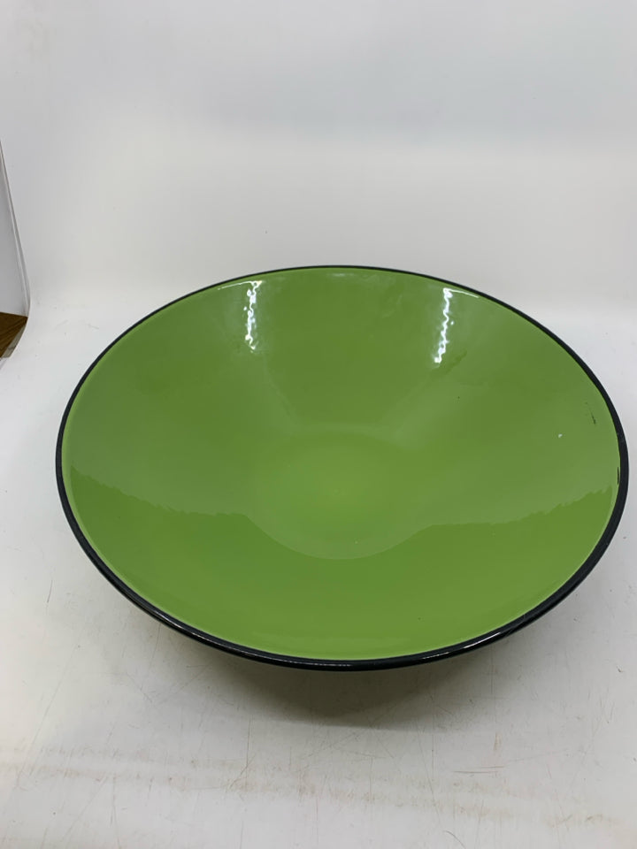 LARGE GREEN INTERIOR CENTERPIECE BOWL.