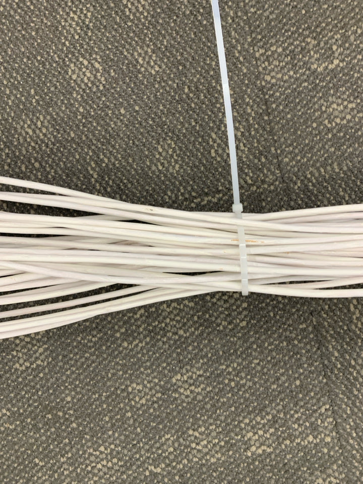 ARTIFICIAL WHITE BRANCHES BUNDLE.