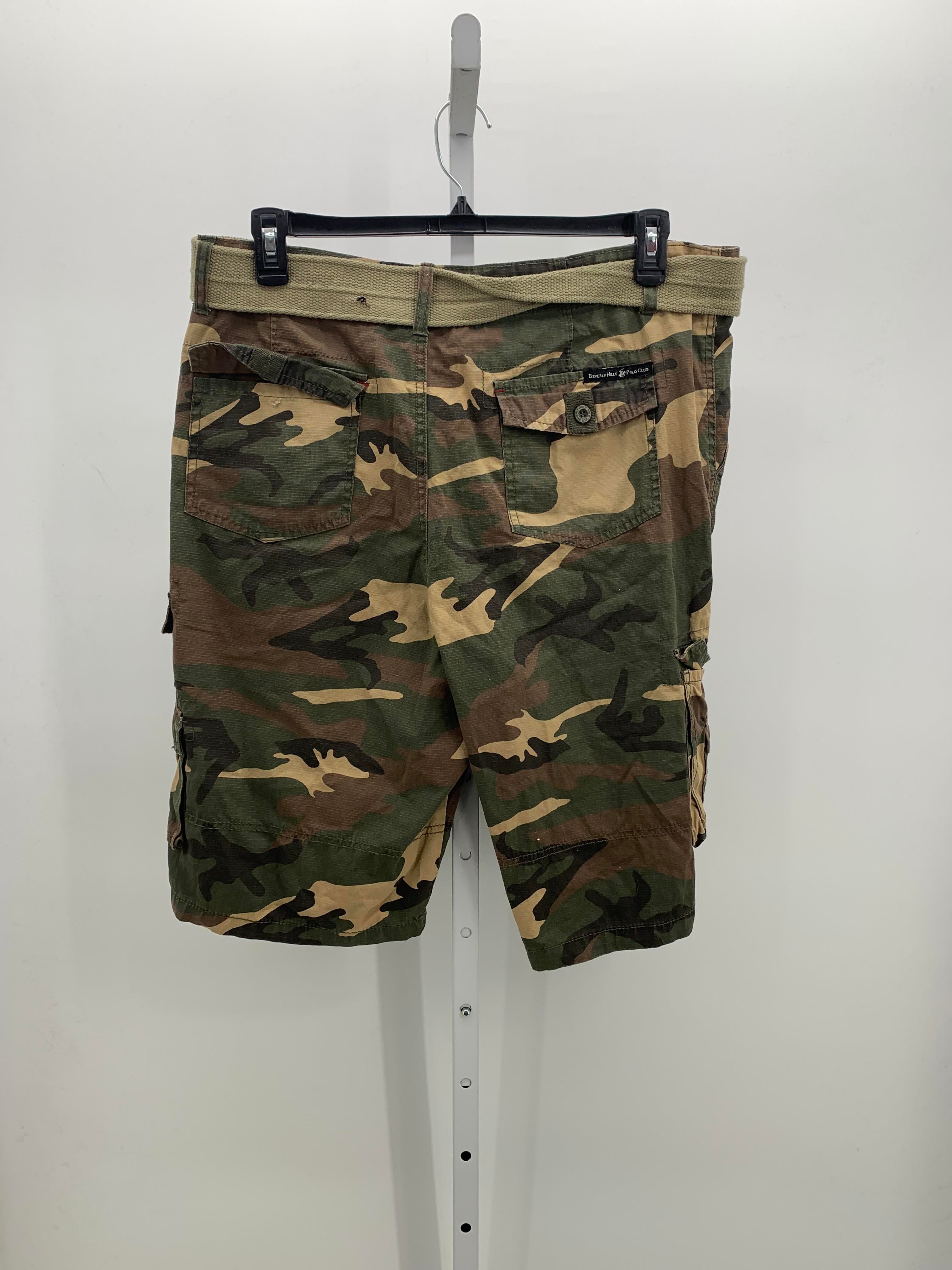 CAMO CARGO BELTED SHORTS