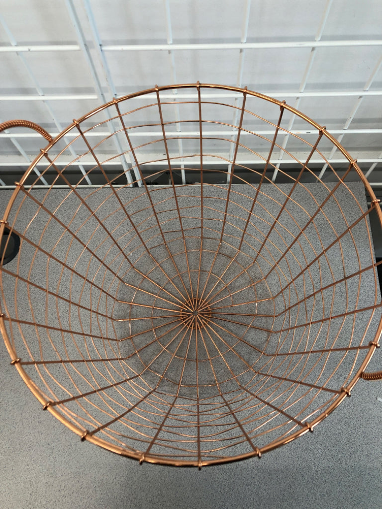 ROSE GOLD METAL BASKET.