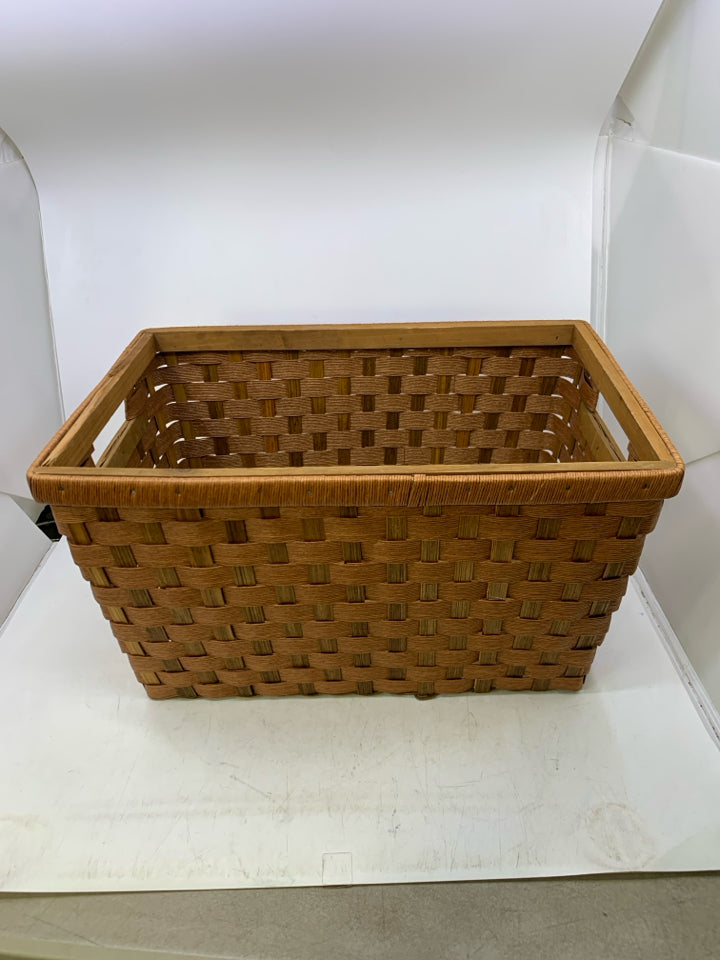 CARMEL COLORED THIN WOVEN RECTANGLE BASKET W/ HANDLES.
