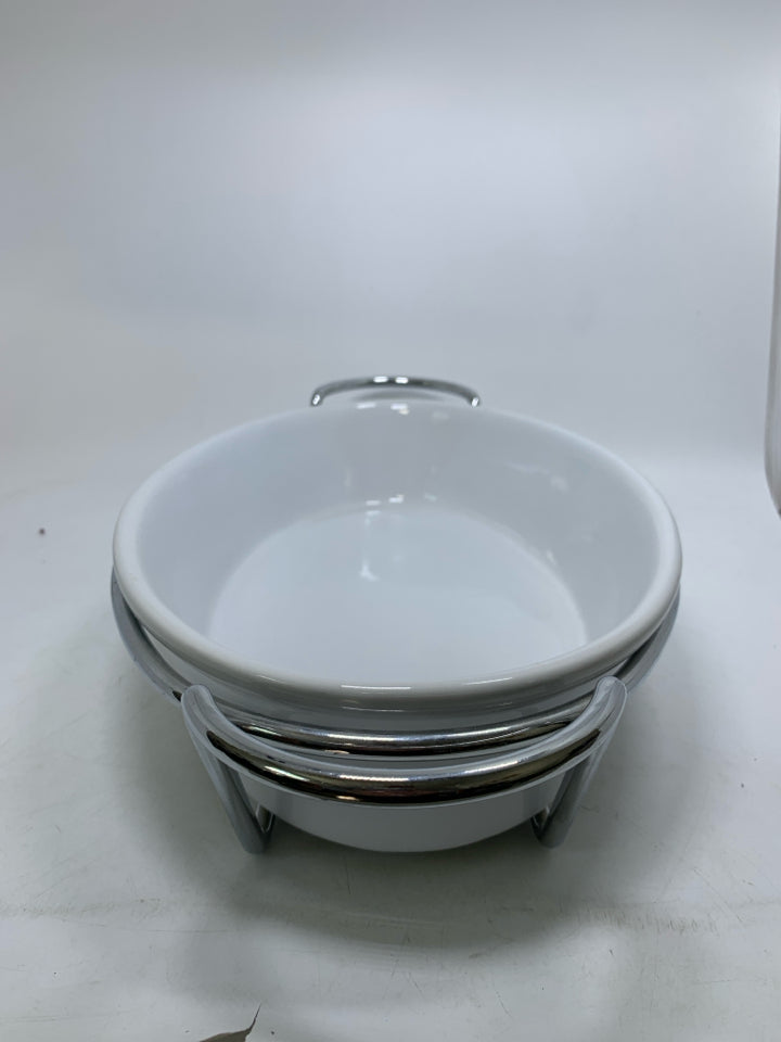OVAL SERVING DISH W/ STAND.