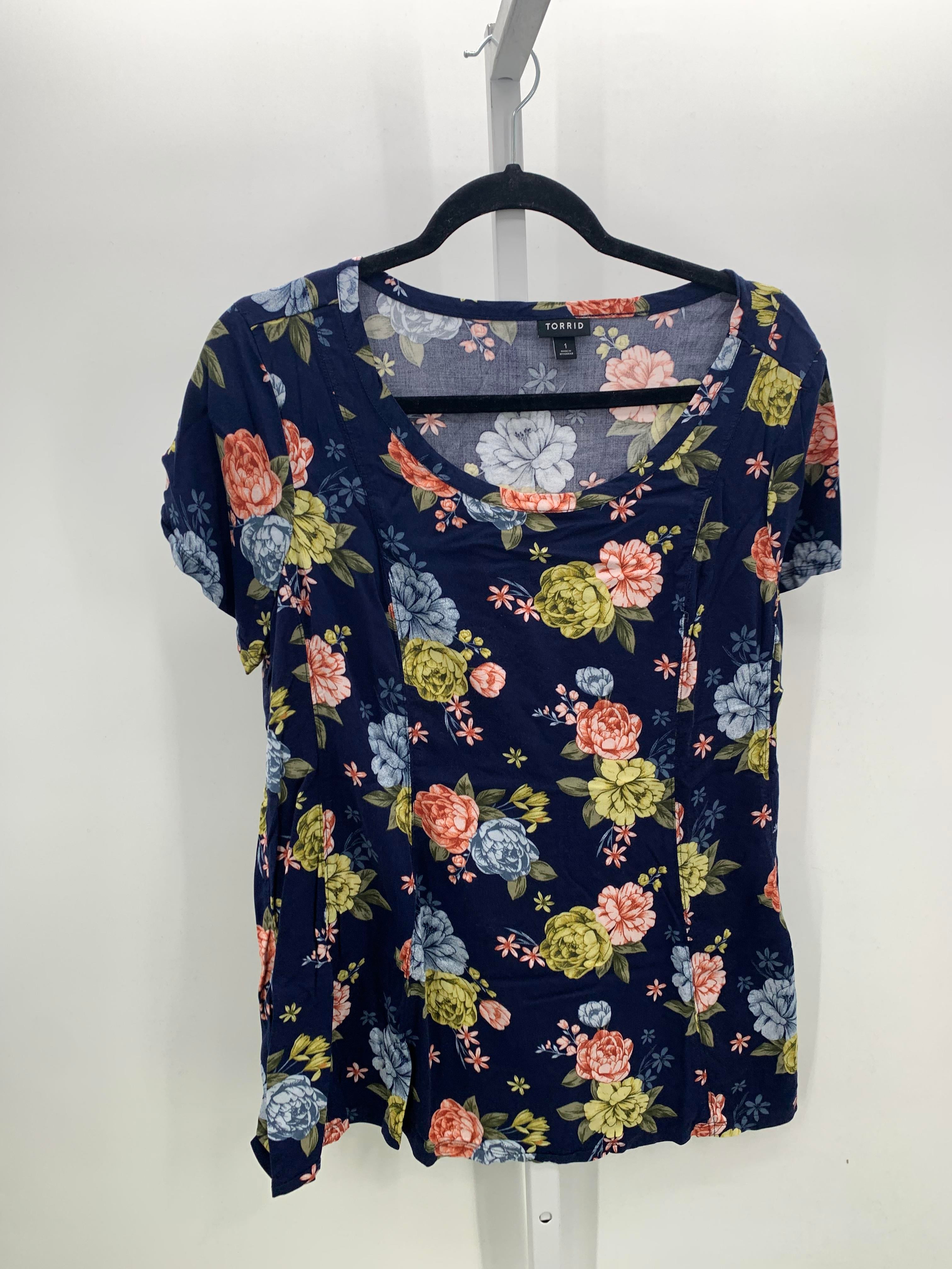 Torrid Size 1X Womens Short Sleeve Shirt