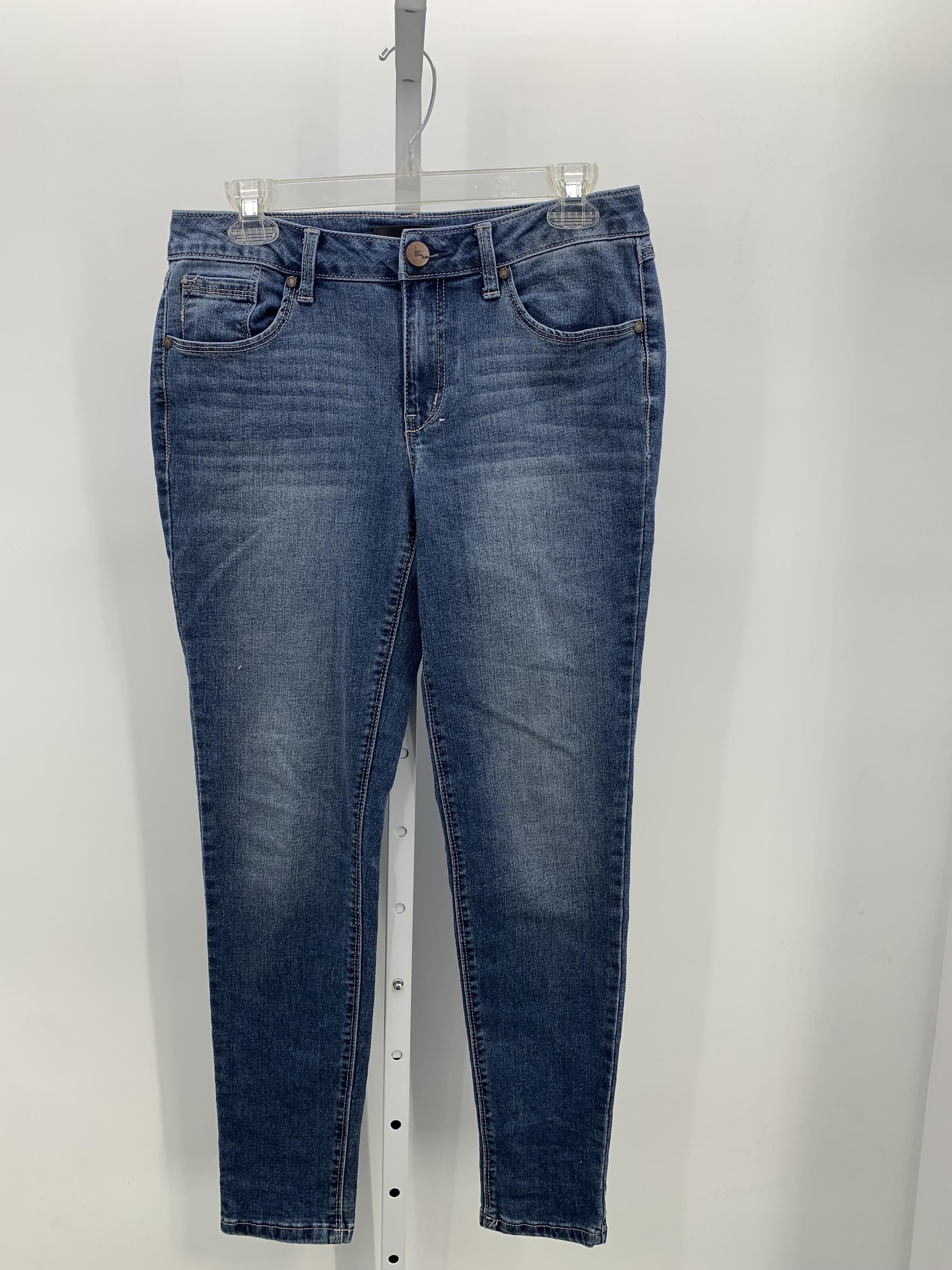 1822 Size 8 Misses Jeans