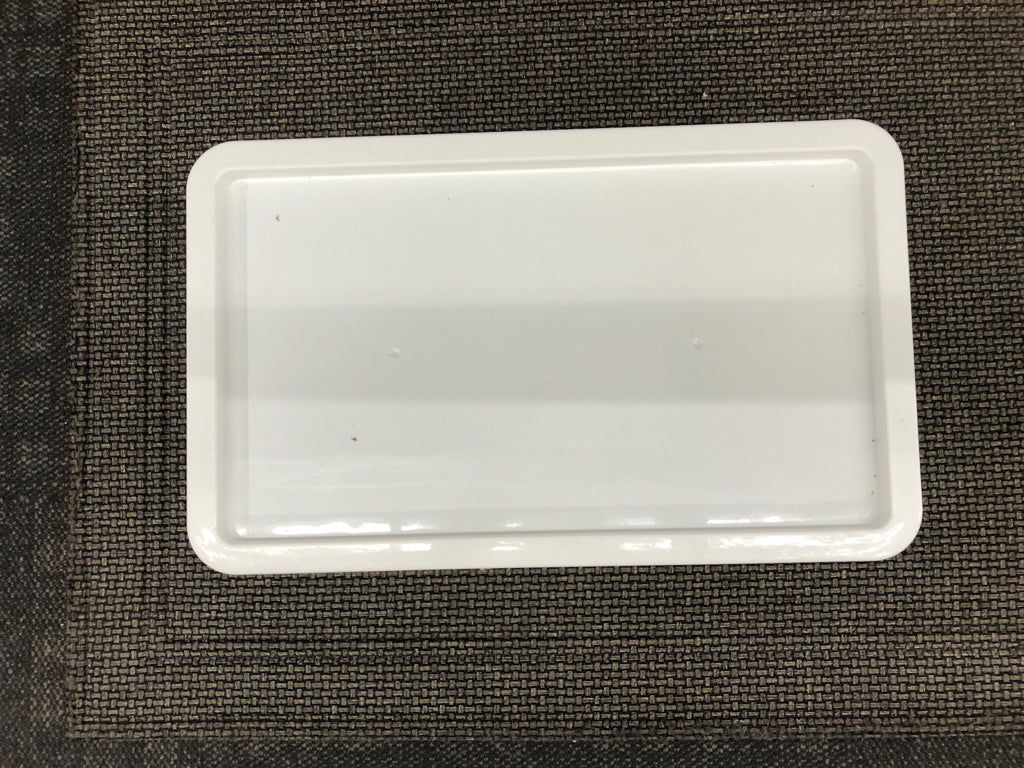 PLASTIC STORAGE BIN WITH LID AND DOORS FOLDABLE/COLLAPSIBLE ON WHEELS.