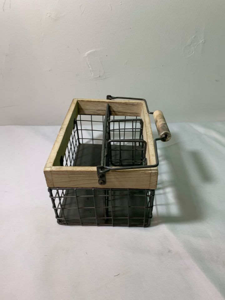 RAE DUNN METAL/WOOD UTENSIL CADDY.