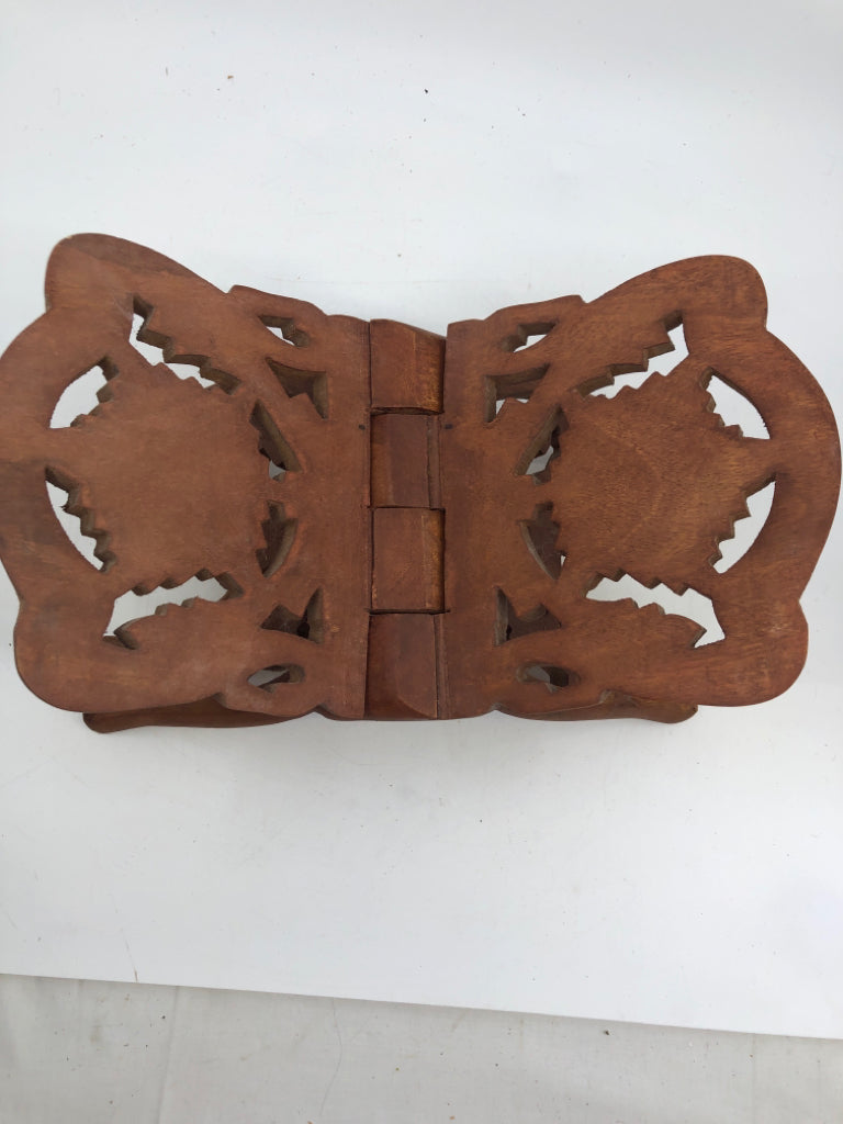 WOOD CARVED FOLDABLE BOOK STAND-BHUTAM.
