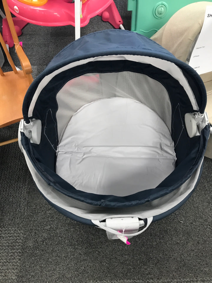 Fisher-Price Portable Baby Projection Dome