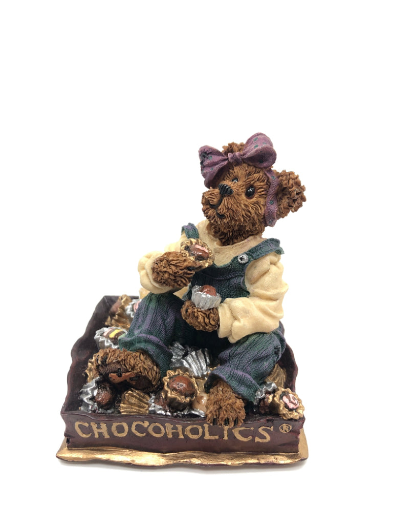 CHOCOHOLICS BOYD BEAR FIGURINE.