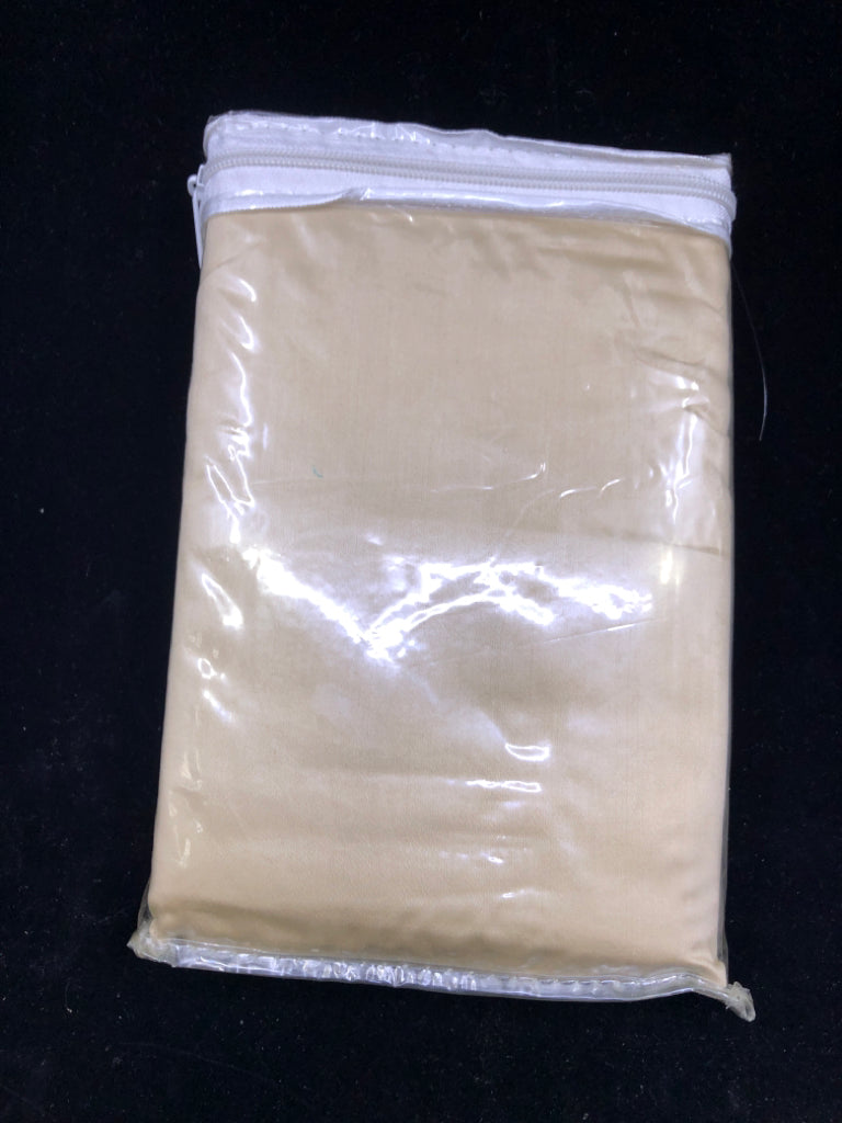 NIP ANDIAMO CREAM W TAN KING PILLOW CASES.