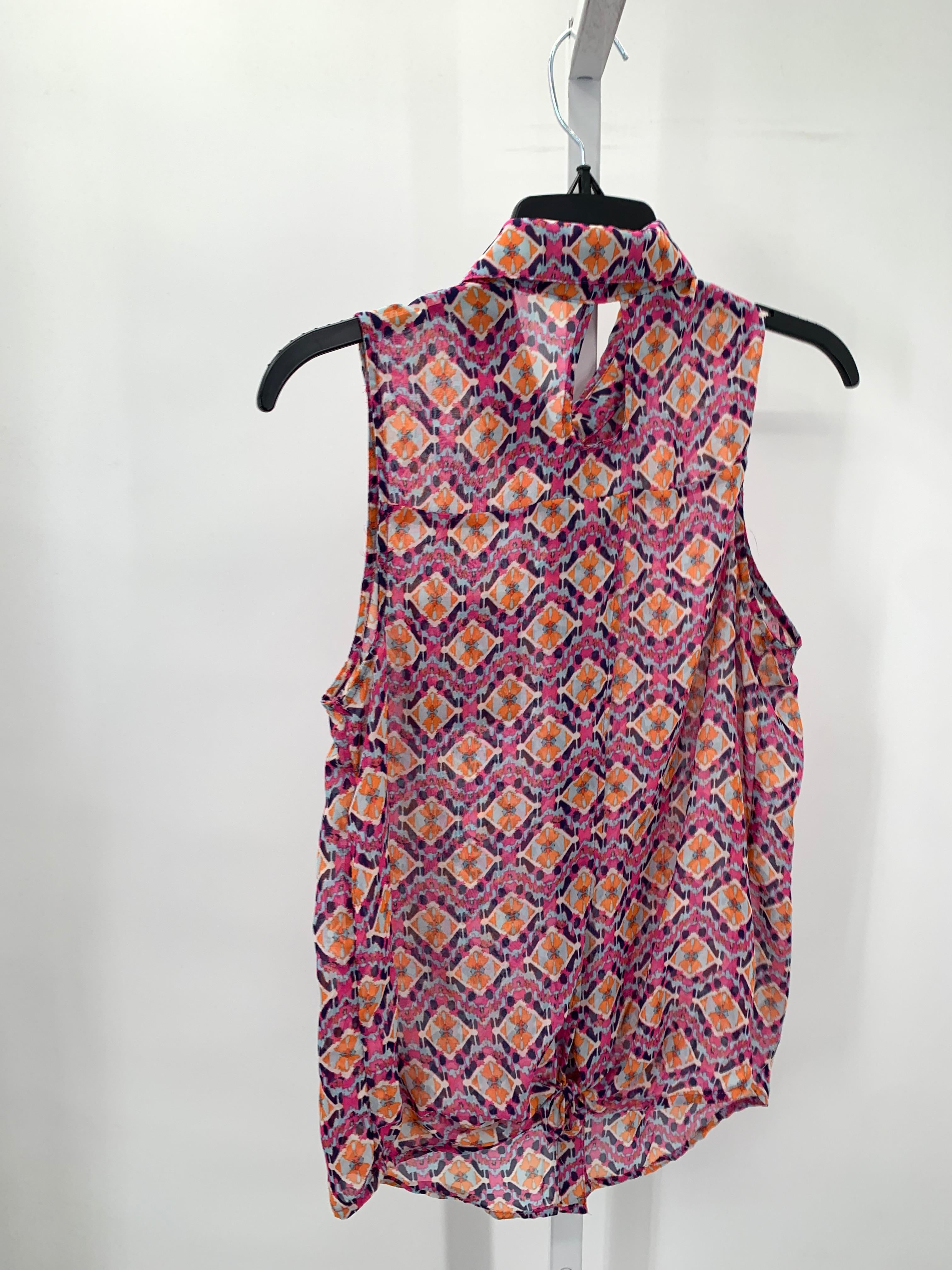 No Boundries Size Medium Juniors Sleeveless Shirt