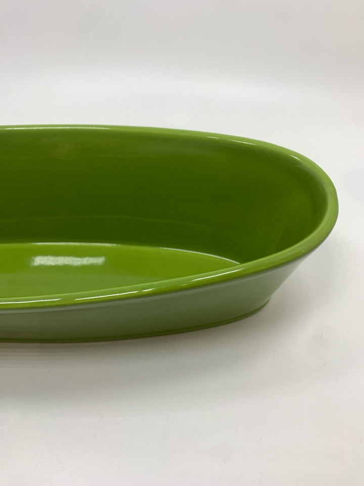 GREEN CERAMIC SOUTHERN LIVING CENTERPIECE PLANTER.