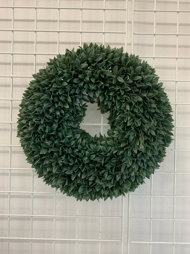 FAUX BOX WOOD GREENS WREATH.