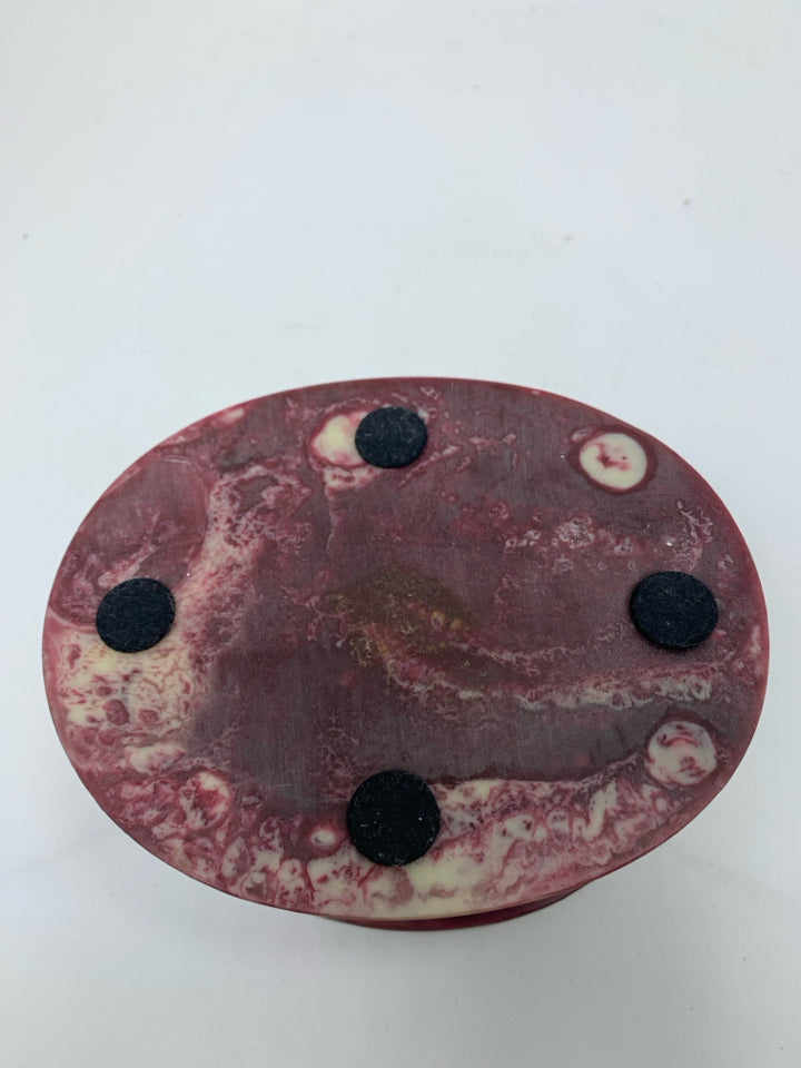 VTG INCOLAY STONE OVAL LARGE TRINKET BOX W/ CARVED VILLAGE LIFE SCENE.