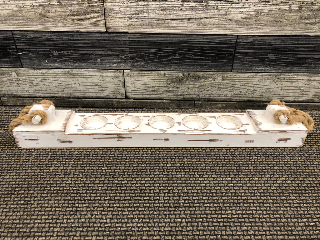 WOOD DISTRESSED 5 SECTION CANDLE HOLDER W/ROPE ENDS.
