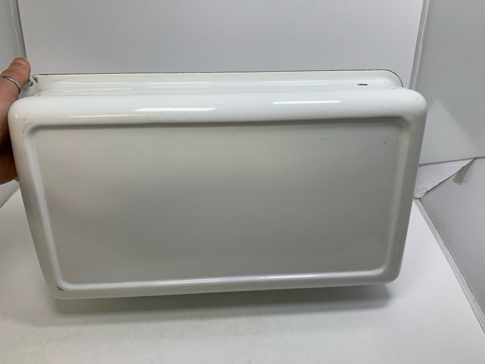 WHITE RECTANGLE ENAMEL STORAGE BIN.