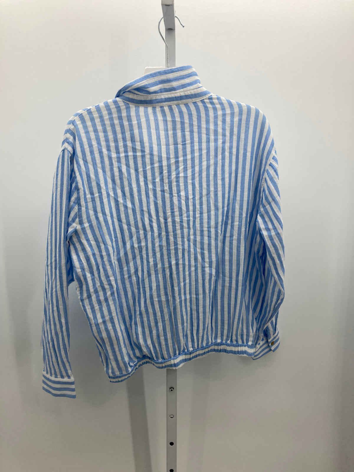 beachlunchlounge Size Medium Misses Long Sleeve Shirt