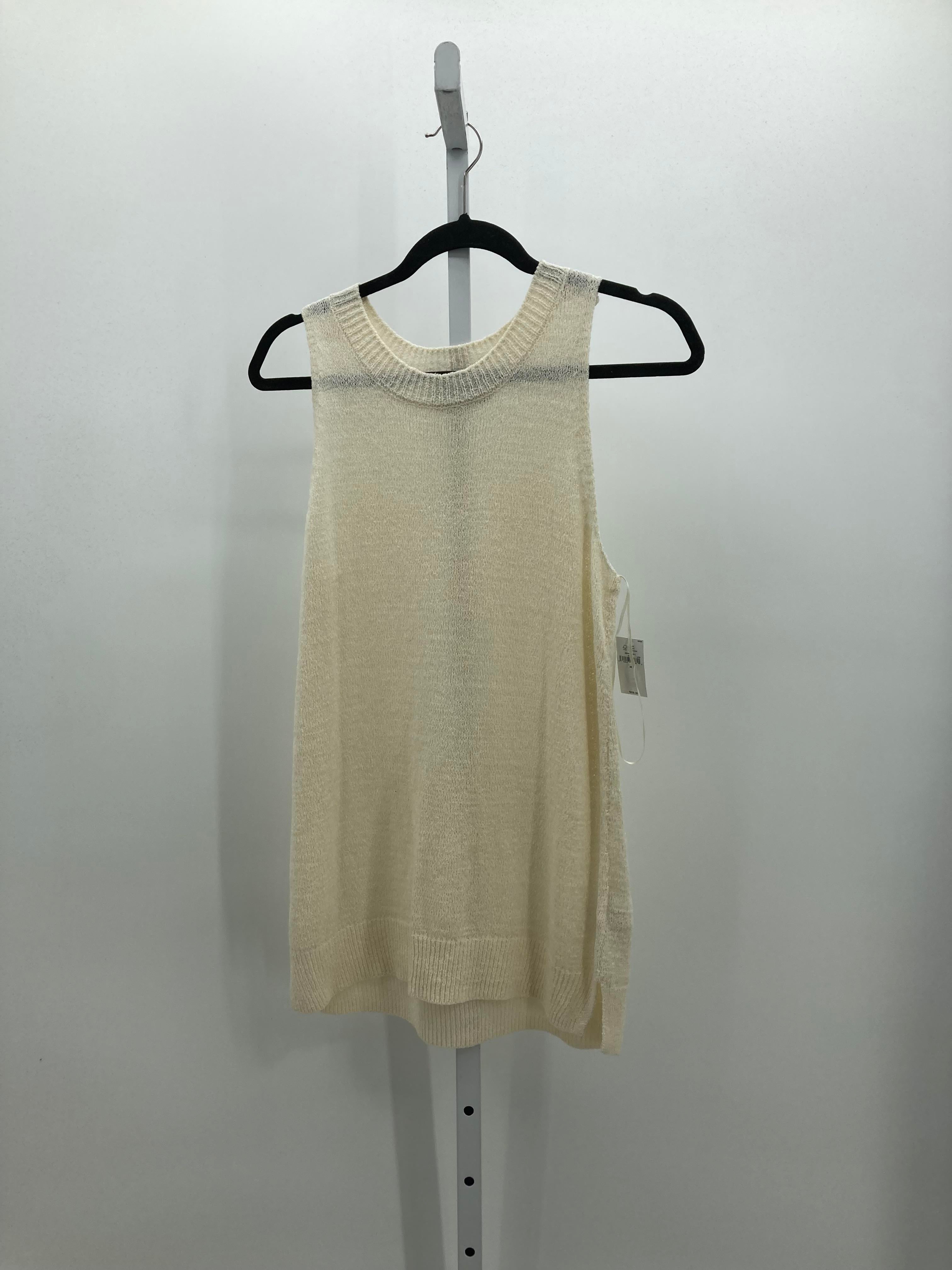 Old Navy Size Medium Misses Sleeveless Sweater