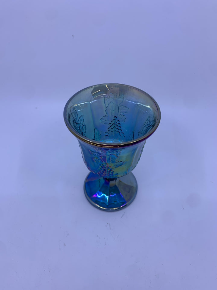 4 CARNIVAL GLASS GOBLETS W/ EMBOSSED GRAPES.